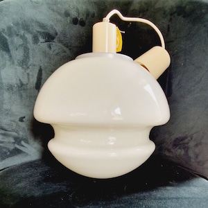 Vintage Art Deco style hanging ceiling pendant