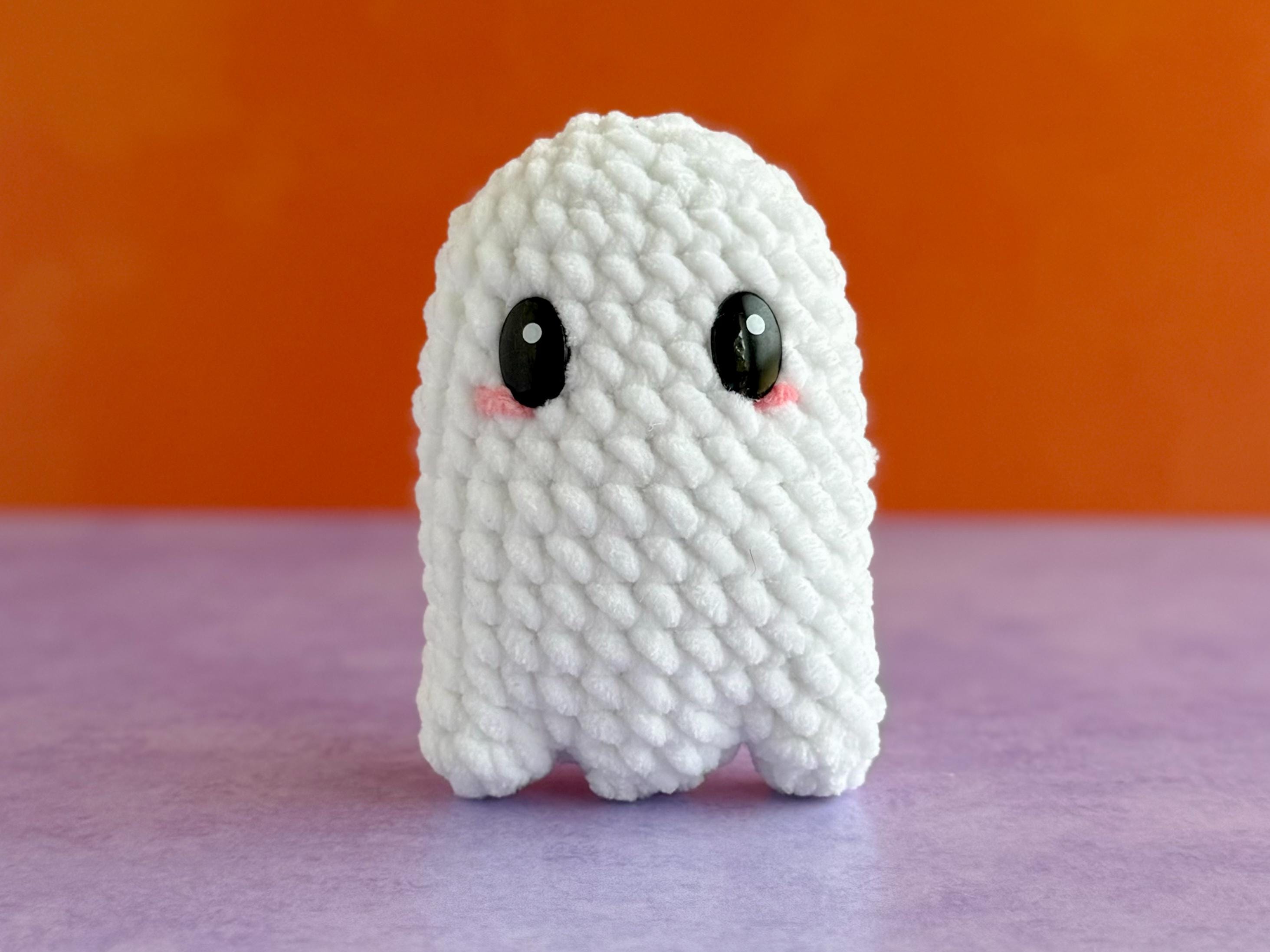 Mini Ghost Crochet Pattern, No Sew Mini Plush Halloween Decor ...