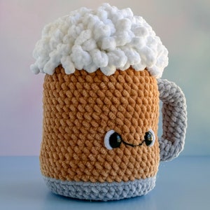 Amigurumi Beer Mug Crochet Pattern, Glass of Craft Beer, Draft Beer Lover’s Gift Plush Crochet Pattern, Saint Patricks Day Beer Mug Pattern image 5
