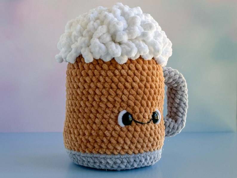 Amigurumi Beer Mug Crochet Pattern, Glass of Craft Beer, Draft Beer Lover’s Gift Plush Crochet Pattern, Saint Patricks Day Beer Mug Pattern image 5