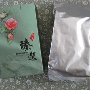Taiwan Oriental Beauty / Champagne Oolong Tea/White Tips Oolong Tea 80 G (2 Oz) Heavily oxidized tea from Hsinchu Taiwan Fruit Honey taste !