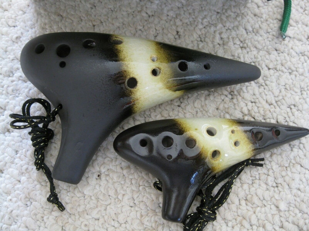 Combo Ocarina Black and White Interlaced Alto C and Soprano G Ceramic