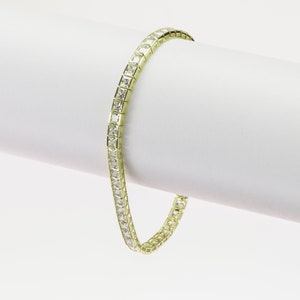 Tennis bracelet
