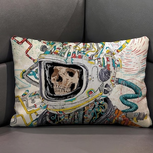 Astronaut Skull Pillow, Skull Graffiti Astronaut Graffiti Cushion Cover, Colorful Cushion Case, Graffiti Pillow Cover, Accent Pillow,