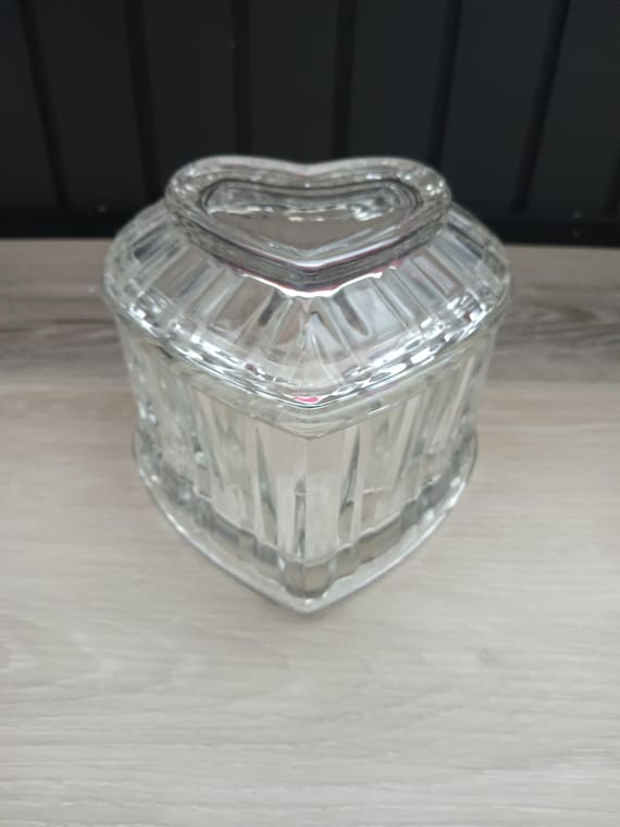 Fostoria American Homco Lead Crystal Lidded Heart Shaped Candy Dish, Trinket Dish, Dresser Box