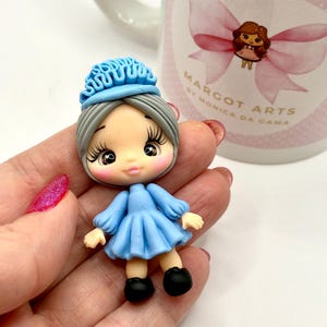 Doña Cleotilde Inspired Clay Doll – DIY Bow Center, Handmade Polymer Clay Charm, Hair Bow Supplies, Keychain Pendant, Chavos