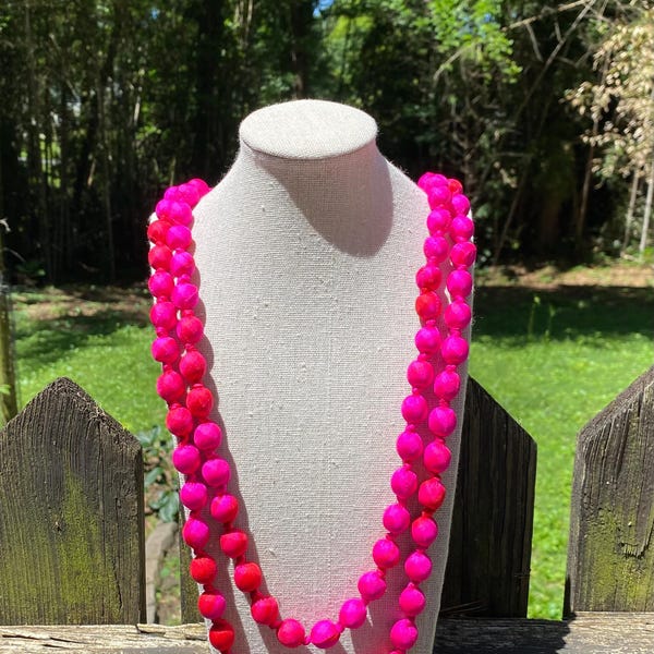 Colar longo rosa de seda com miçangas, colar de tecido feito à mão para mulheres, joia leve, acessórios de seda.