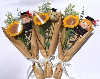 Crochet Graduation Bouquet: Handmade Flower Gift with Bear/Boy/Girl
