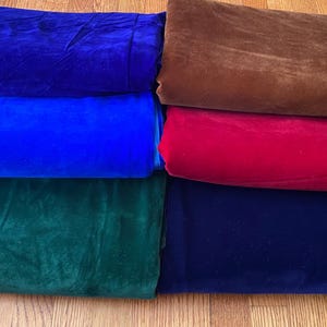 Velluto floccato per rivestimenti/mobili/tende, tagliato su misura. Velluto floccato rosso/verde/blu.