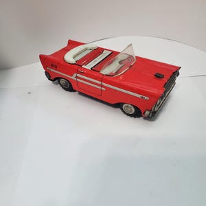 Vintage Tin Friction Car 1960&#39;s Made in Japan