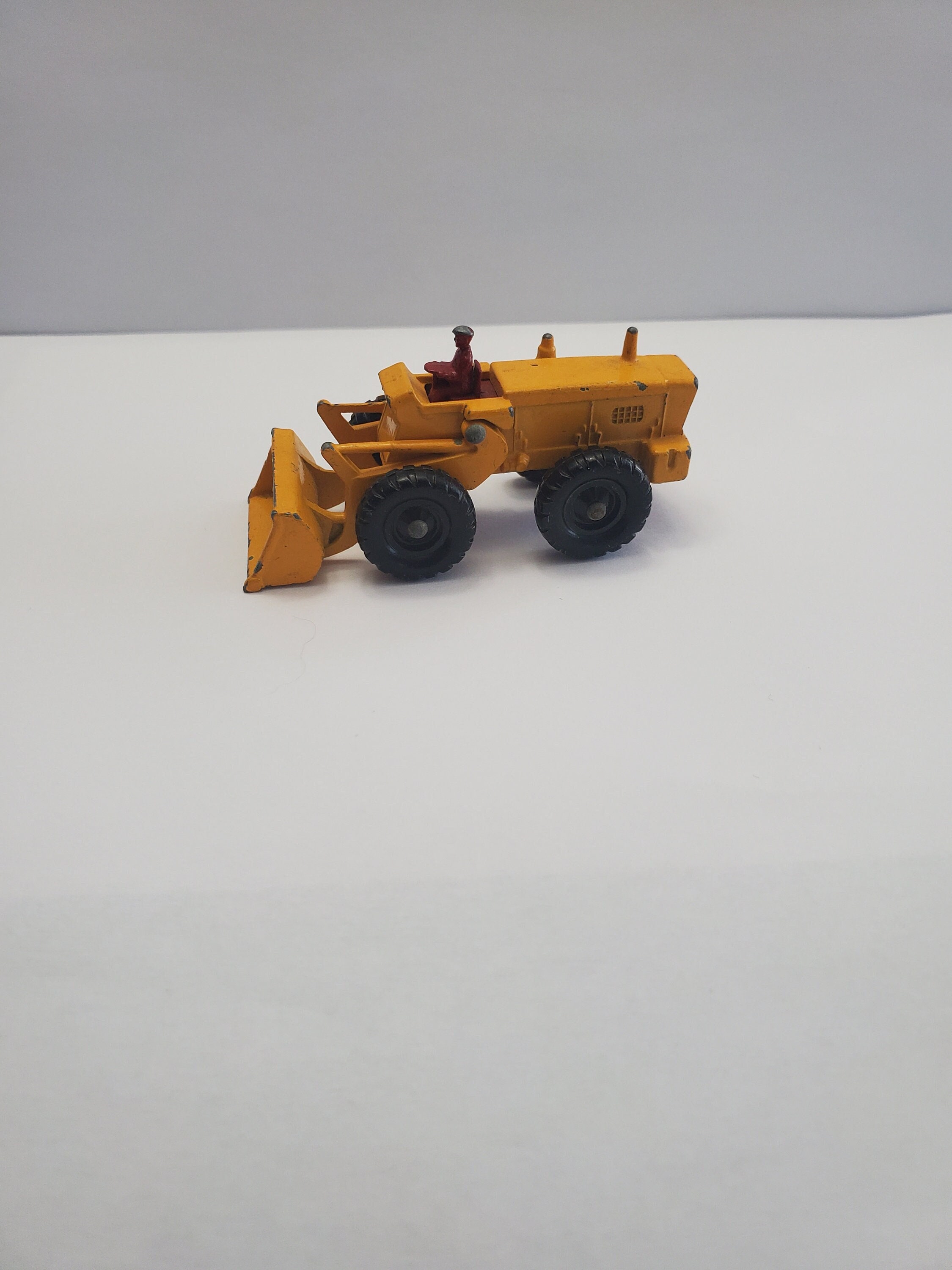 Matchbox Aveling Barford Tractor Shovel No. 43 B 1-75 Series
