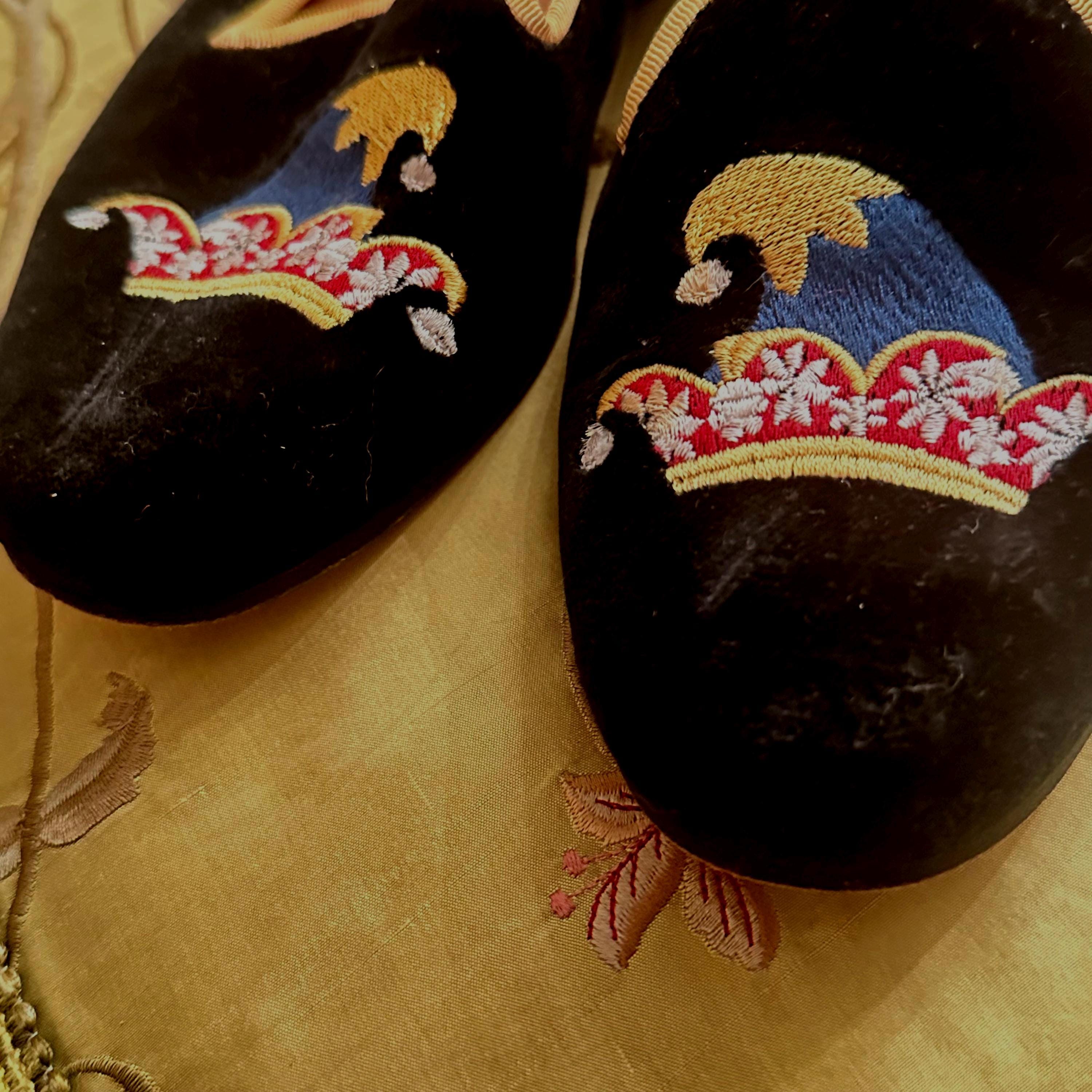 Stubbs & Wootton Loafer Slipper Black Velvet Embroidered 