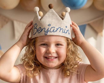 お子様向け名入れ手刺繍リネンバースデークラウン - 1歳の誕生日記念パーティーハット