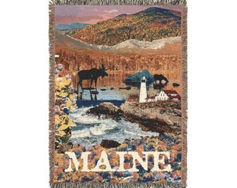 Manta acogedora con símbolos del estado de Maine - 132 x 94 cm - Collage de alces, faros y follaje otoñal