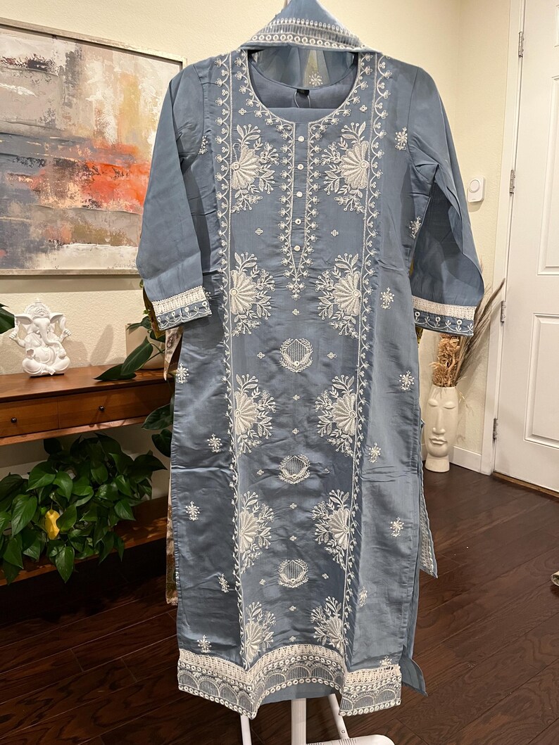 Embroidered Kurti Set: Indian Wear with Organza Dupatta Blue