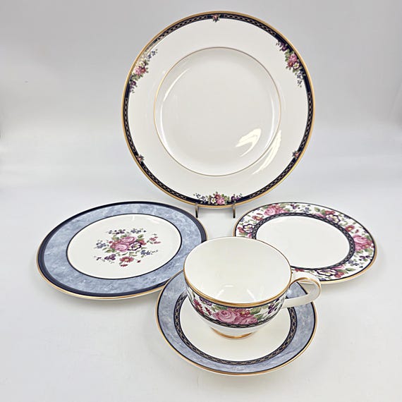 Saucer Royal Doulton Centennial Rose Vintage New Old Stock Royal