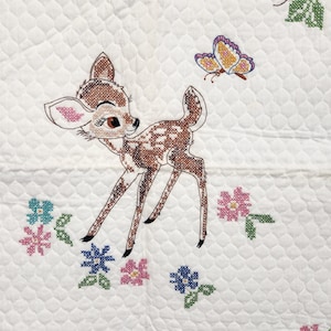 Vintage 1970&#39;s Hand Cross Stitched Bambi and the Critters Baby - Toddler - Crib Quilt