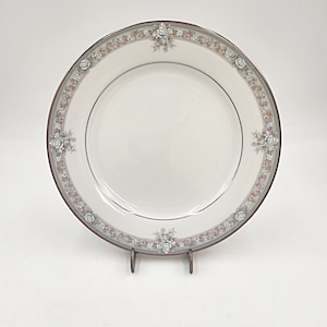 Vintage 1980&#39;s Noritake Legendary Lunceford #3884 Saled or Dessert Plate - 10 Available