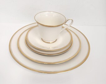 Noritake Gold & Sable Footed Cups and Saucers #9758 1990s - Etsy