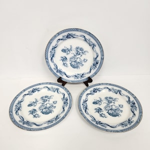 Vintage Late 1800&#39;s Johnson Brothers England Tokio Pattern Flow Blue Dinner Plate - 3 Available