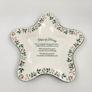 Vintage Pfaltzgraff Winterberry Star Shaped Plate of Sharing - AS IS