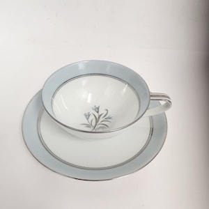 Vintage Noritake Blue Bell #5558 - 2 Sets of Coffee or Teacups and Saucers