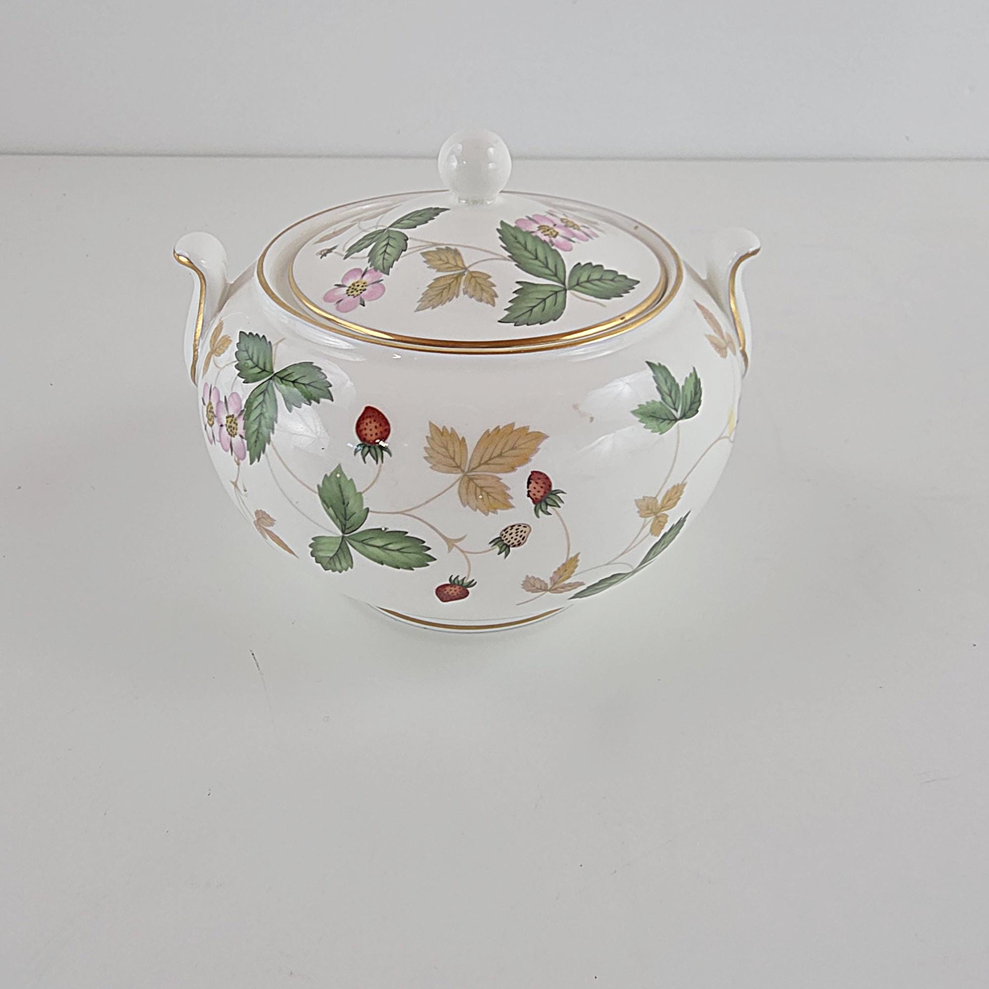 Strawberry dinnerware - Etsy 日本