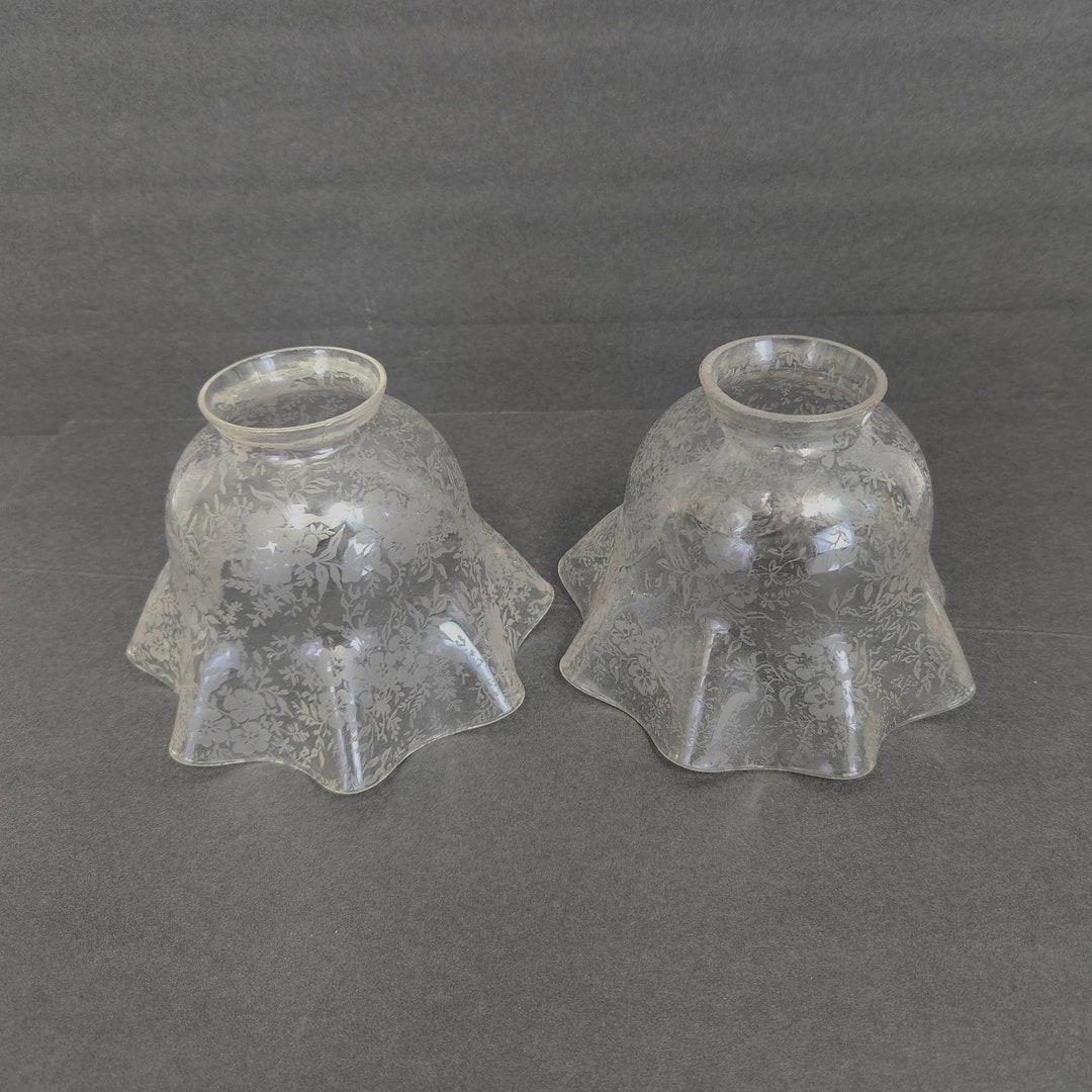 Vintage 1930's Ruffled Floral Pattern Glass Replacement Lamp / Light
