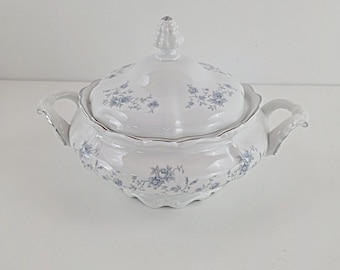 Vintage Johann Haviland Blue Garland Covered Casserole Dish