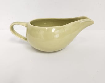 Vintage Unmarked Mid Century Chartreuse Green Gravy Boat