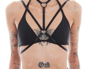 Sephie Harness – Heart Detail Body Harness