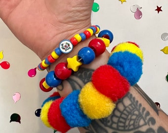 Clown pom pom beaded bracelet set clowncore accessories jewelry primary color