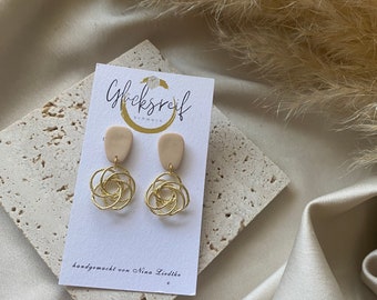 24 k Gold beige earrings