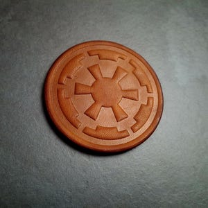 Star Wars Galactic Empire Läderkardborremärke | SW-logotyp