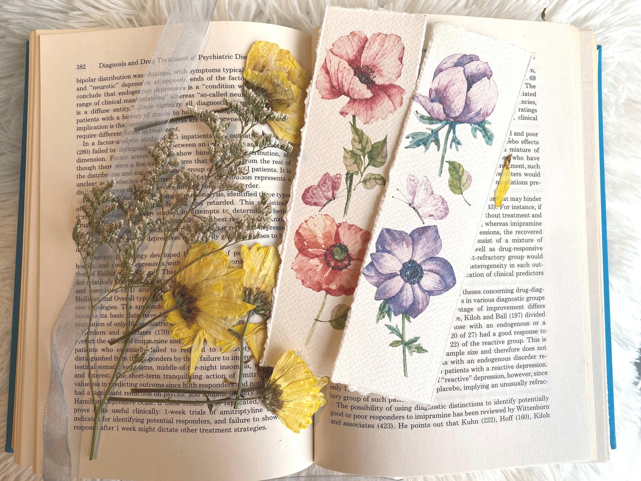 Flower Bookmarks , Book Lovers, Set of 4 Botanical Flowers in ...