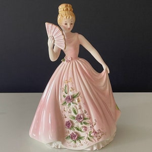 Vintage Josef Originals figurine doll &quot;Girl with Fan&quot; from the unnamed George Good Series