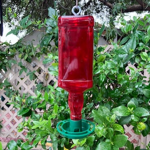 Recycled Glass Bird Feeder: Backyard Garden Art