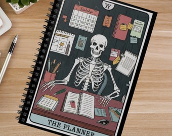 The Planner Tarot Card Cuaderno en espiral Línea reglada Whimsigoth Mystical Goth Regalo para mamá Asistentes Maestros Estudiantes Adolescentes Papá Tía