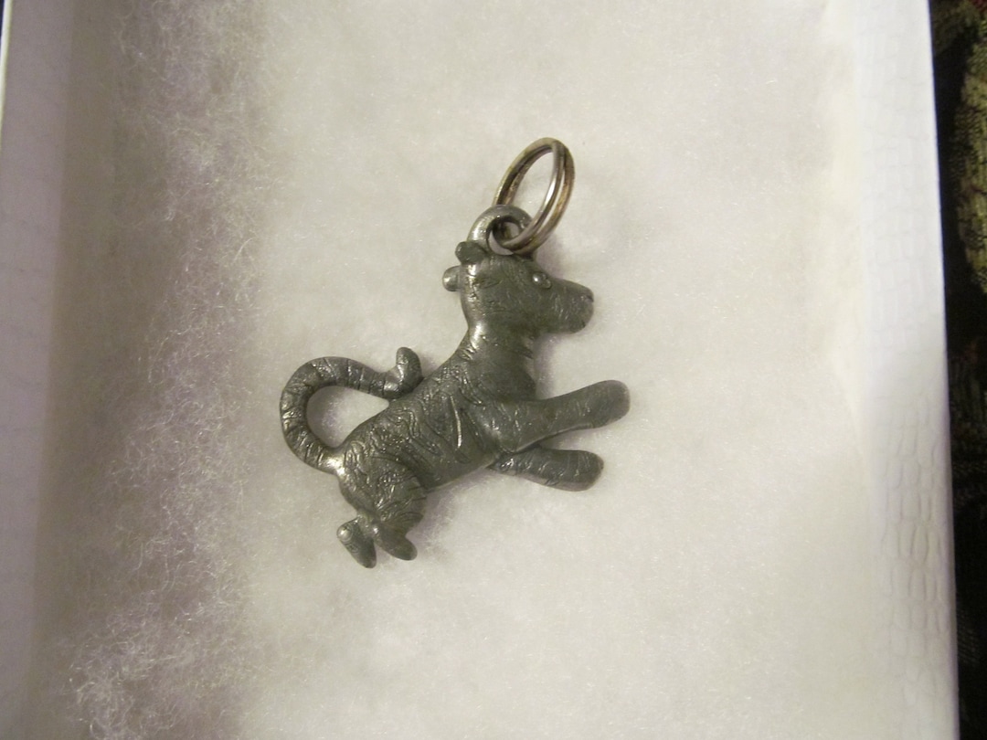 Vintage Tigger Pewter Pendant Etsy
