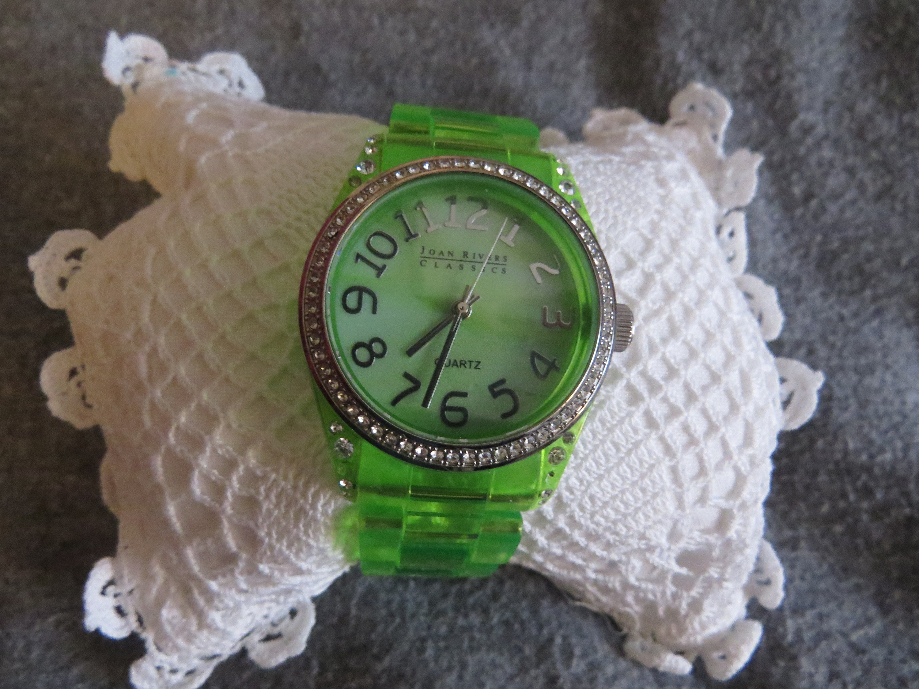 Joan Rivers Watches - Etsy display picture 2