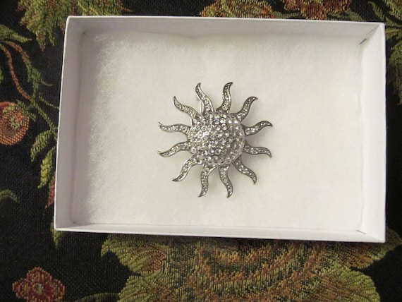 vintage silvertone sun pin with clear crystals - image 2