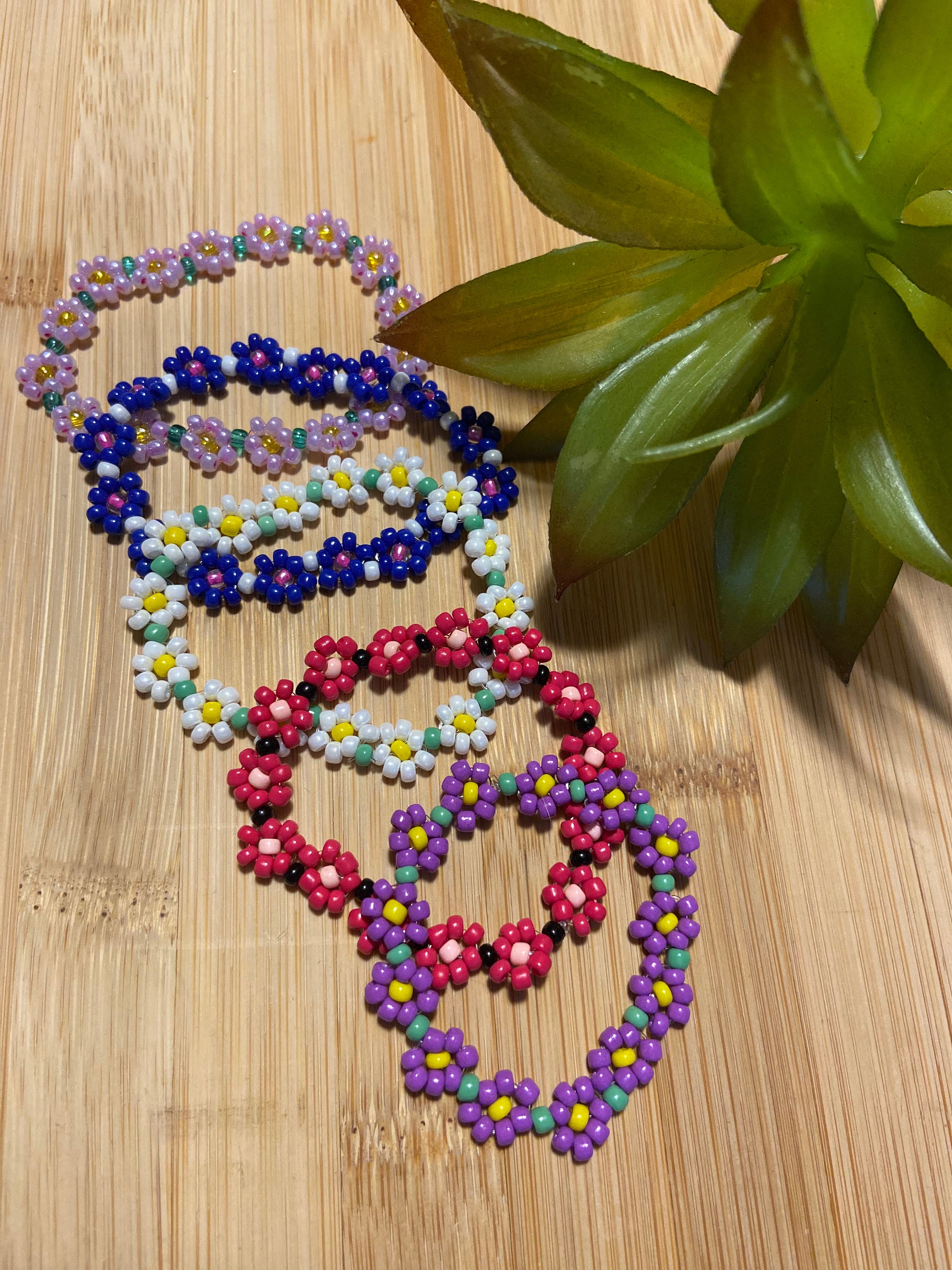 Daisy Seed Bead Bracelet Flower Bracelet Stretchy Flower Bead