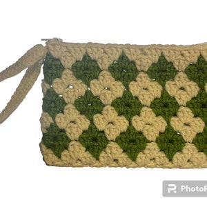 Wristlet