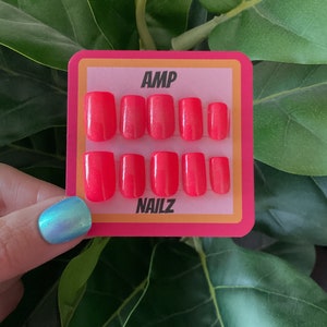 Hand painted pink cat eye glitter press on nails, pink nails, glitter nails, summer nails, spring nails, rainbow nails, pink velvet nails,