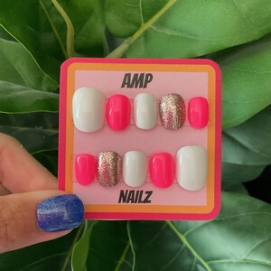 Hand painted  pink and white champagne glitter press on nails,pink nails, neon nails,glitter gel nails,summer nails,solid press on nails