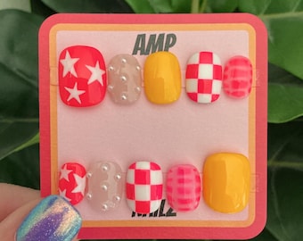 Hand painted pink and yellow pearl checkered star press on nails set, star nail set, pink nails, pink and yellow nails, alligator nails
