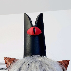 Cult of the Lamb crown