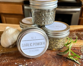 Minimalist Clean Round Spice Jar Labels, regular mason jar lid, Farmhouse style labels for spices and herbs, Kitchen labels