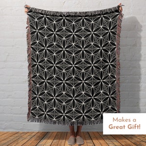 Flower Of Life Woven Blankets, Sacred Geometry Throw Blanket, Picnic Blanket, Psychedelic Woven Tapestry, Black and White Blanket Sofa Throw