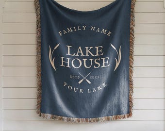 Personalized Lake House Blanket, Custom Family Name Lake Throw, Woven Lakehouse Decor, Lake Gift with Oars, Cabin Throw Blanket